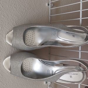 Open toes heels